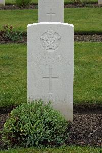 Harrogate (Stonefall) Cemetery - Walton, David Claude Melville